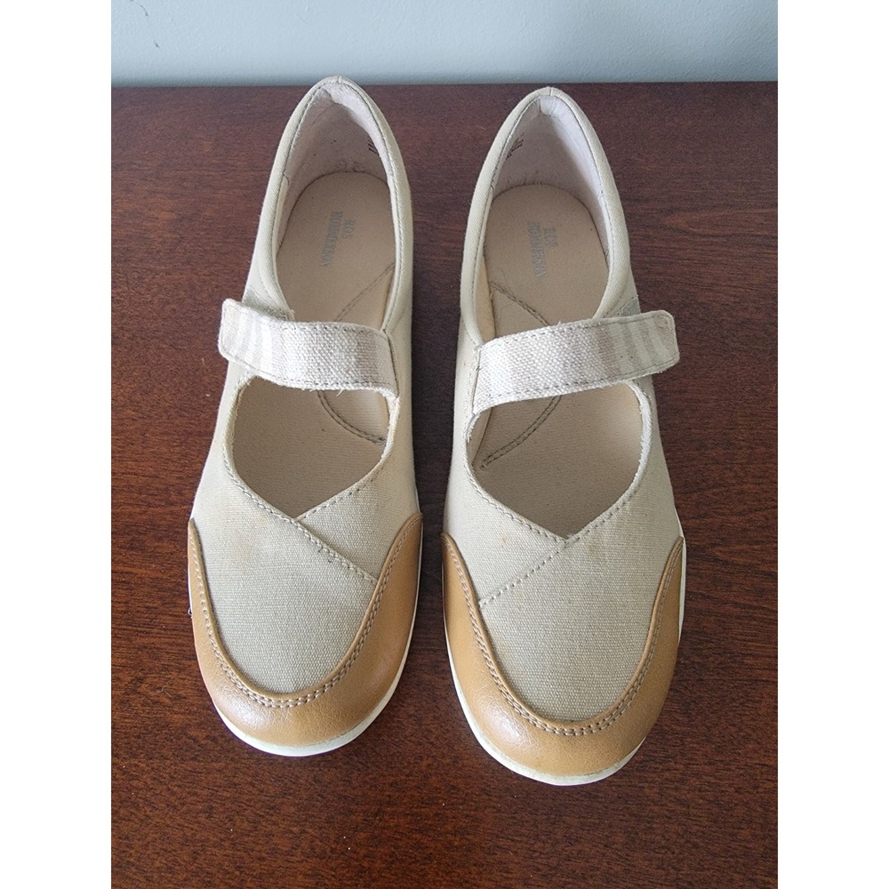 Ros Hommerson Women's Mary Jane Capricorn Sz 8 Beige Tan Brown Canvas Flat GUC